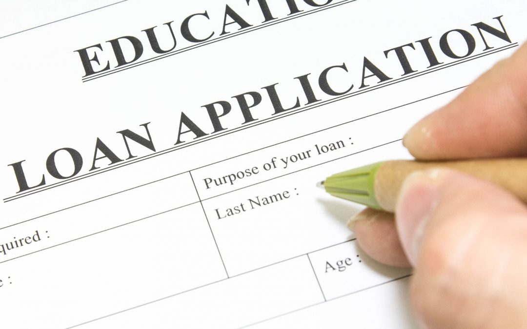 Can NRIs can obtain education loans from Indian banks for pursuing education in India?
